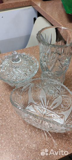 Хрусталь: конфетница и ваза для цветов