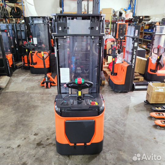 Штабелер самоходный 1,6 тонны 4,6м noblelift PS16L