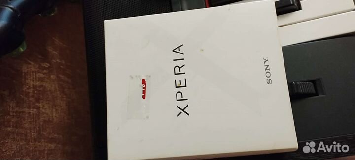Телефон Sony Xperia E5
