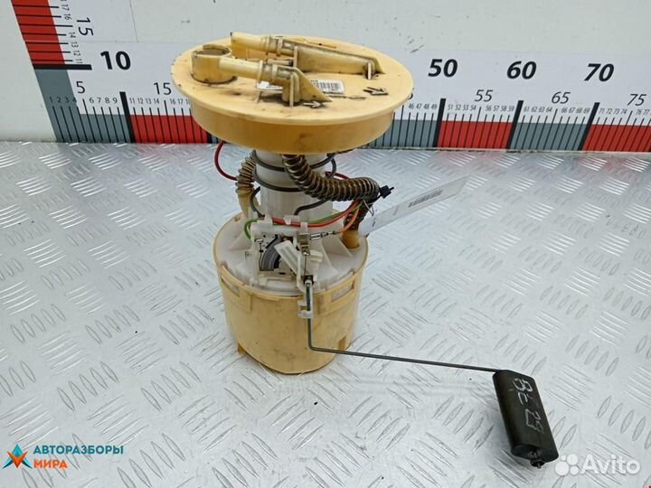 Датчик уровня топлива Ford Focus 2 2006 1447513