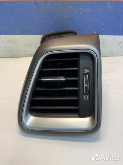 Дефлектор воздушный правый Kia Ceed 3 CD С 2018