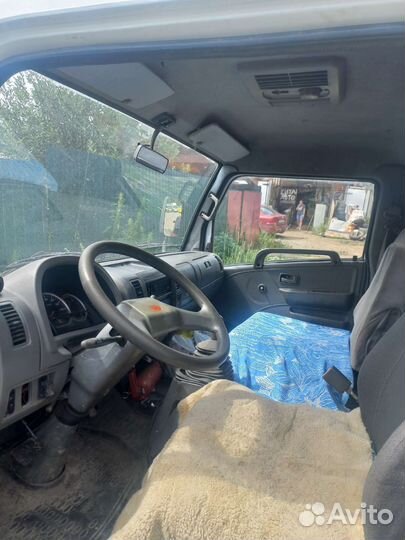 Mitsubishi Fuso Canter с КМУ, 2013