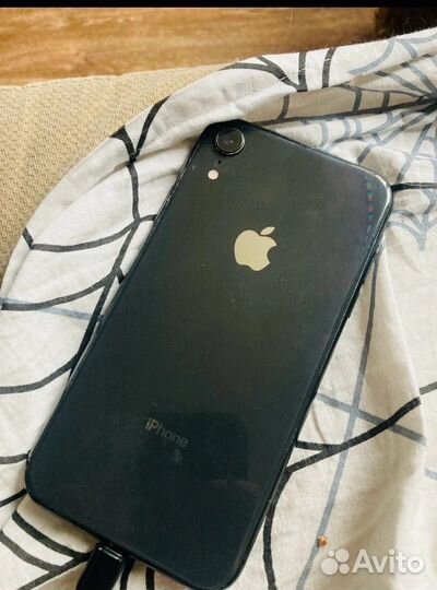 iPhone Xr, 64 ГБ