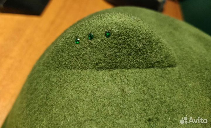 Шапка с козырьком и ушками для девушек