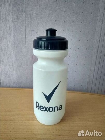 Бутылочка для фитнеса