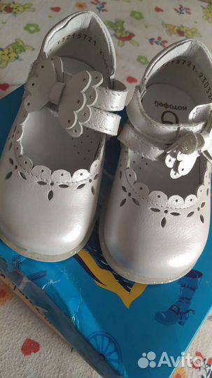 Сандали для девочки новые21