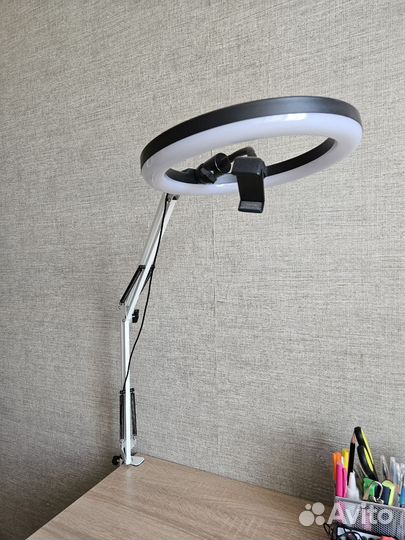 Кольцевая лампа