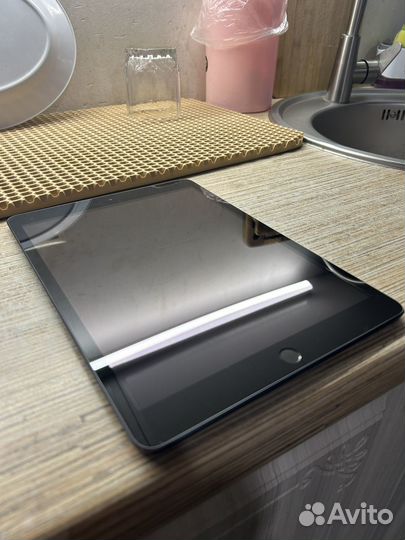 iPad (7th generation) Wi-Fi 2019