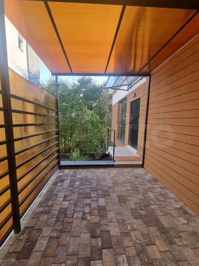 Коттедж 138 м² на участке 2,5 сот.