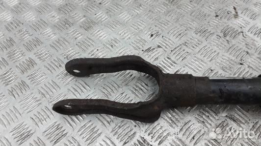 Стойка передняя левая jeep grand cherokee WK2 (MML06K501)