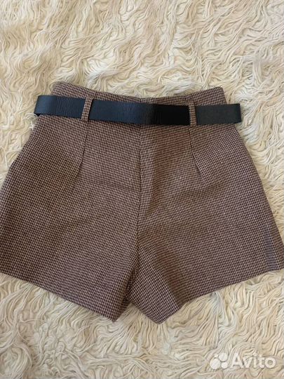 Шорты женские