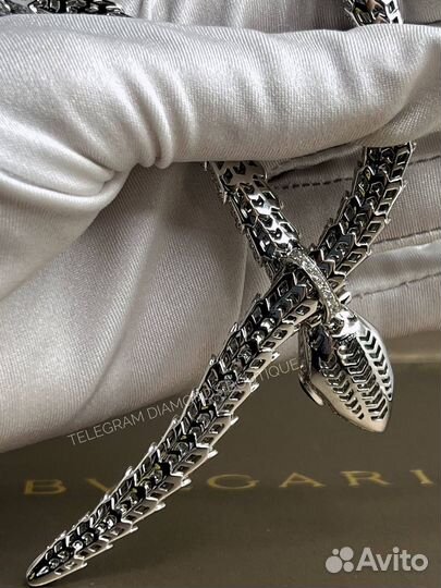 Bvlgari serpenti колье белое золото 750, бриллиант