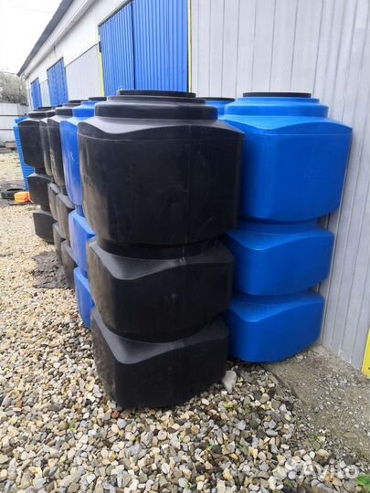 Емкость для воды vert Р 750 литров (sterh)