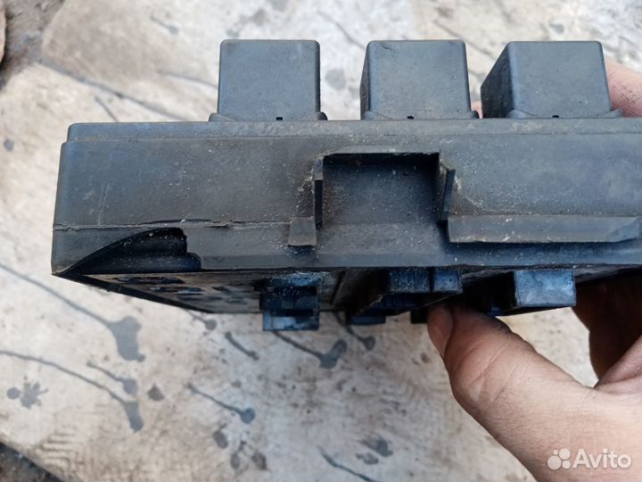 Блок предохранителей на Сан Енг Рекстон II 07г