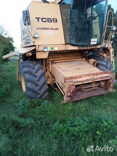 Комбайн New Holland TC 5.90, 2003