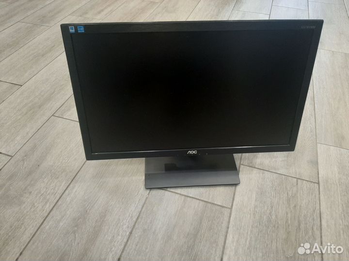 Монитор AOC 22