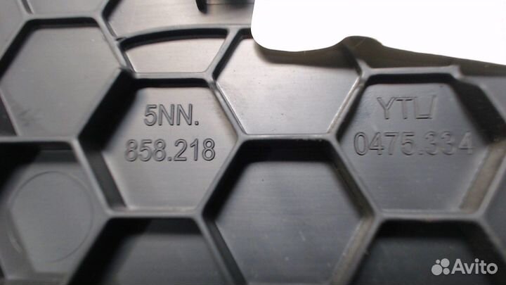 Пластик панели торпеды Volkswagen Tiguan, 2018