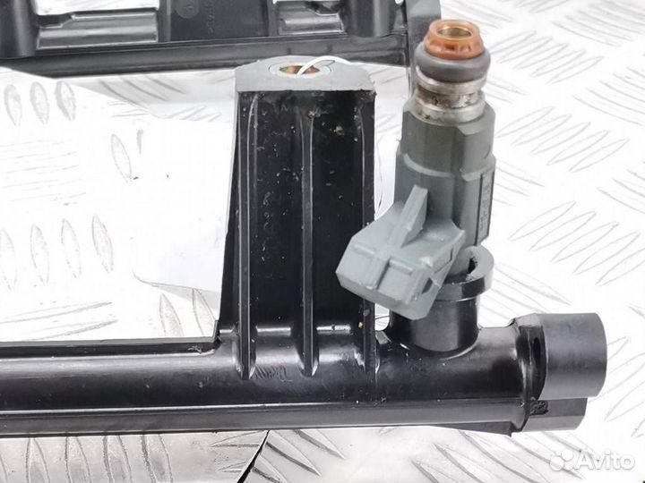 Форсунка топливная Ford Explorer 2 1998 1024445