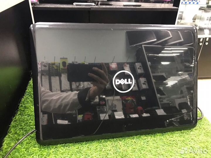 Ноутбук Dell P66F