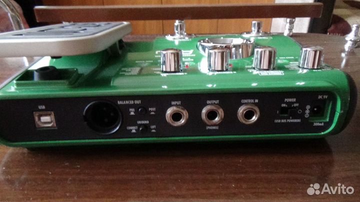 Гитарный процессор для гитар zoom A2.1u