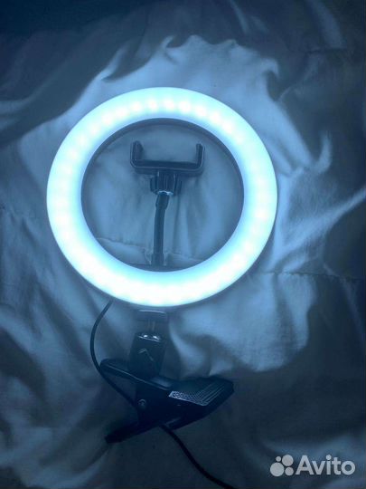 Кольцевая лампа