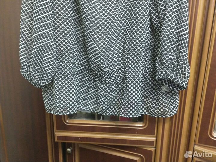 Блузка женская р 64-66