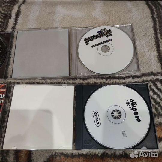 The prodigy cd 4 штуки пиратские