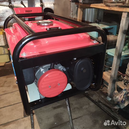Генератор бензиновый honda