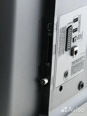 Телевизор Samsung UE32J5205AK