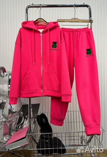 Спортивный костюм женский утеплённый S.M.L