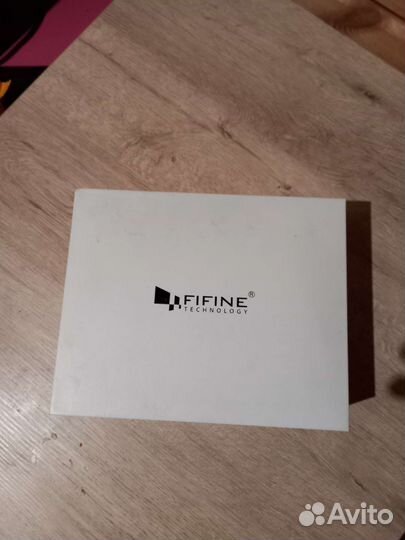 Студийный микрофон