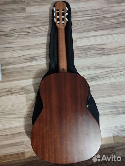 Классическая гитара Flight
