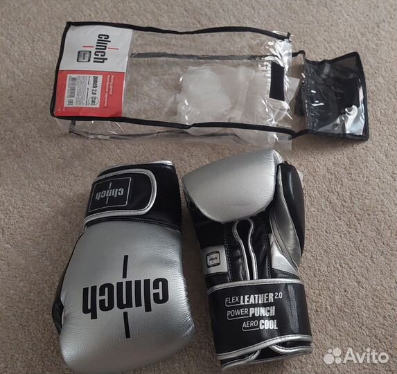 Боксерские перчатки 12 oz clinch