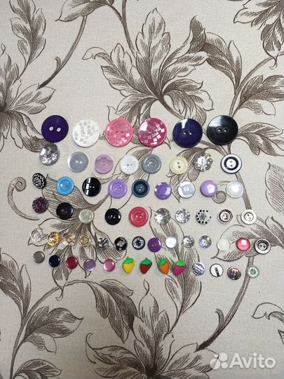 Пуговицы