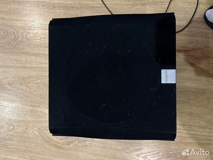 Сабвуфер creative