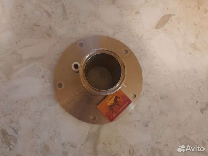 Крышка на бак (куб) добровар 5 шпилек под 2 кламп