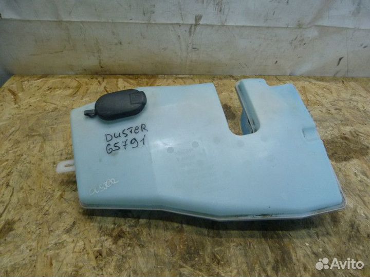 Бачок омывателя Renault Duster 2012