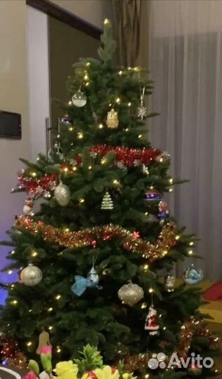 Искусственная елка с лампочками Нормандия 185 см