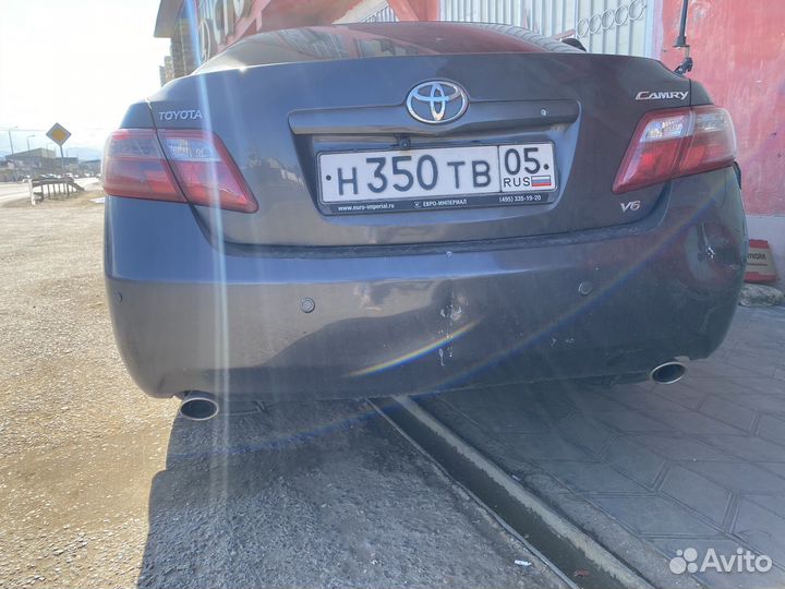 Бампер задний toyota camry 40