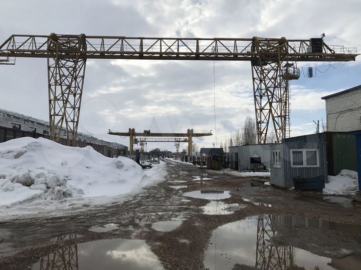 Производственно-складской комплекс у аэропорта