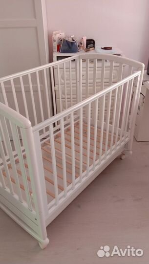 Детская кровать-качалка