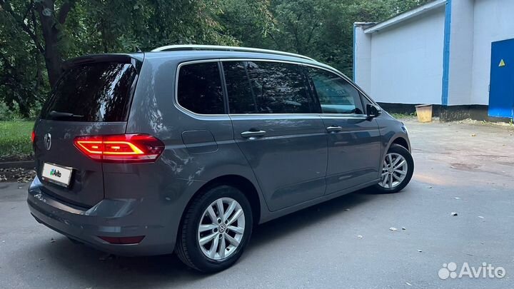 Volkswagen Touran 1.6 AMT, 2019, 97 000 км