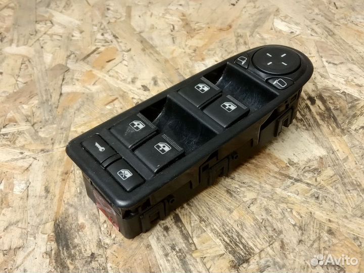 Блок кнопок стеклоподъемников Granta Datsun Nissan