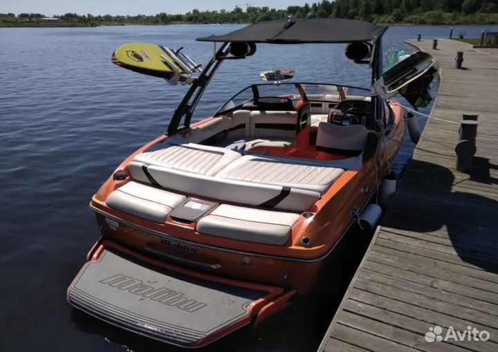 Катер буксировщик Malibu 20 MXZ
