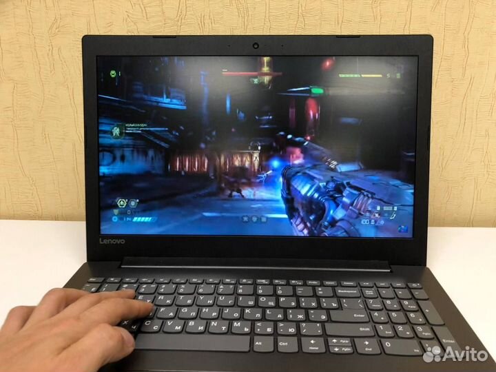 Ноутбук в современном корпусе для игр и работы