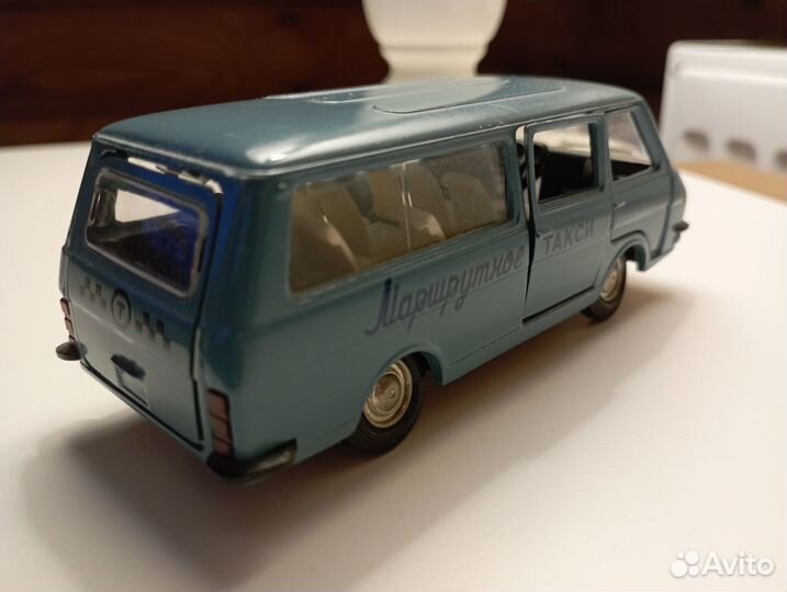 Раф 2203 маршрутное такси 1:43