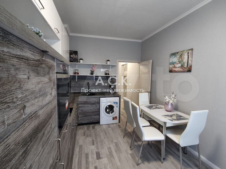 1-к. квартира, 48,4 м², 14/17 эт.