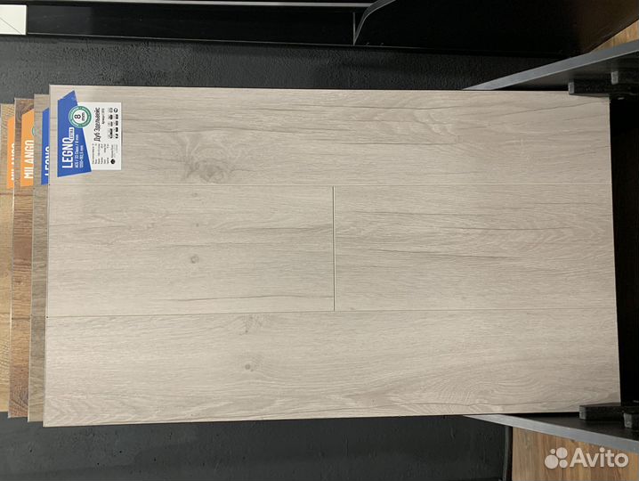 Кварцвиниловая плитка ламинат