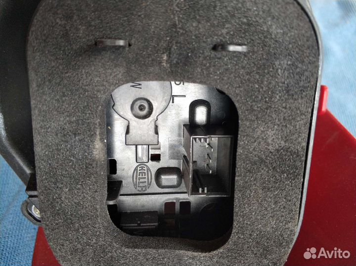 Фонарь задний левый Tiguan 1 новый, оригинальный