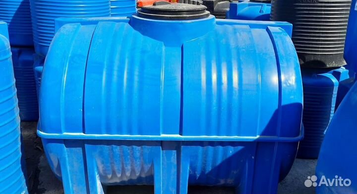 Ёмкость пластиковая в обрешётке